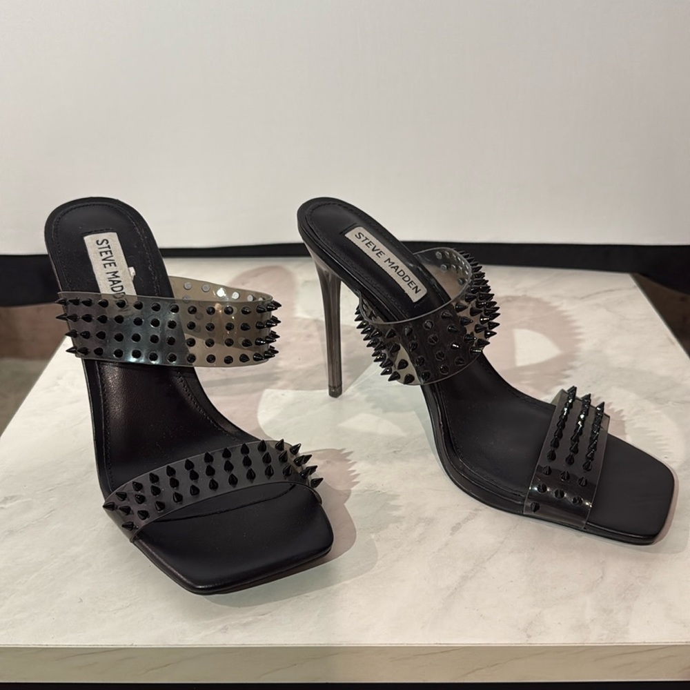 Steve Madden sandals